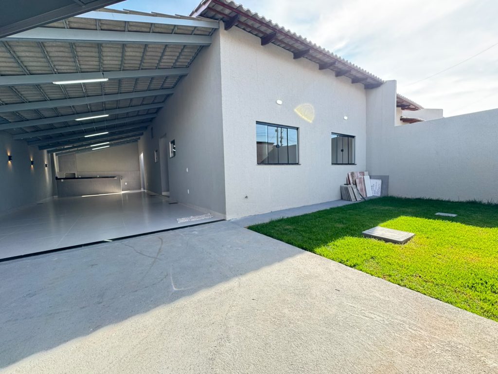 Casa para venda no Setor Santa Rita, em Goiânia
