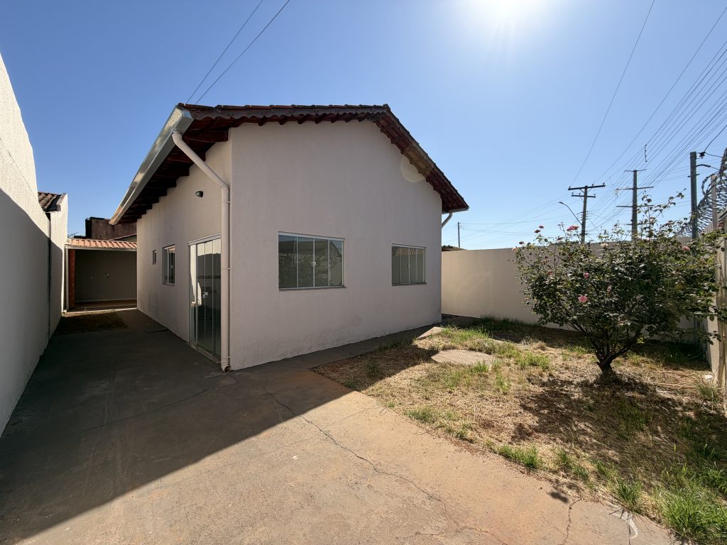 2 casas no Residencial Eli Forte