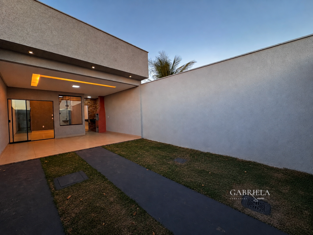 Casa no Residencial Santa Fé, em Goiânia