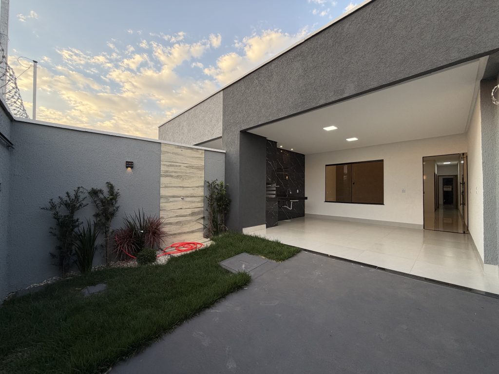Casa para venda no Residencial Santa Fé, em Goiânia
