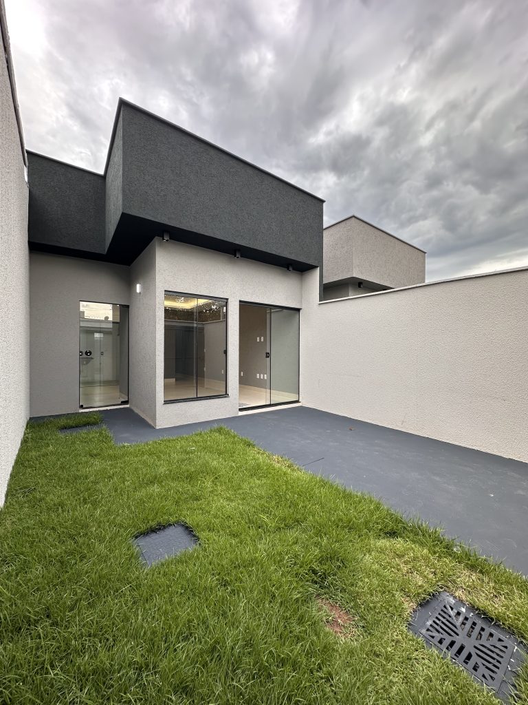 Casa para venda no Setor Eli Forte, em Goiânia